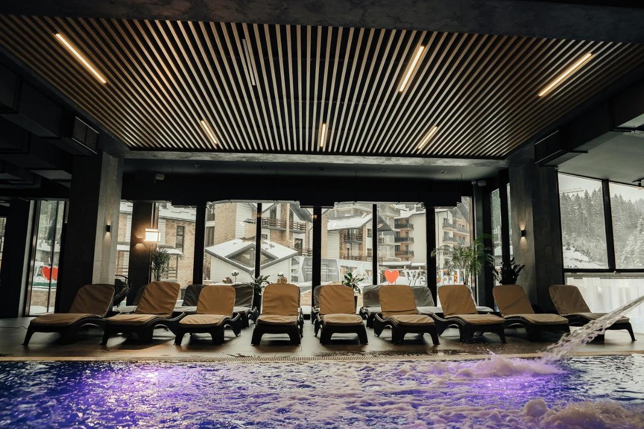 Westhills Cottage Town & Spa Bukovel Kültér fotó