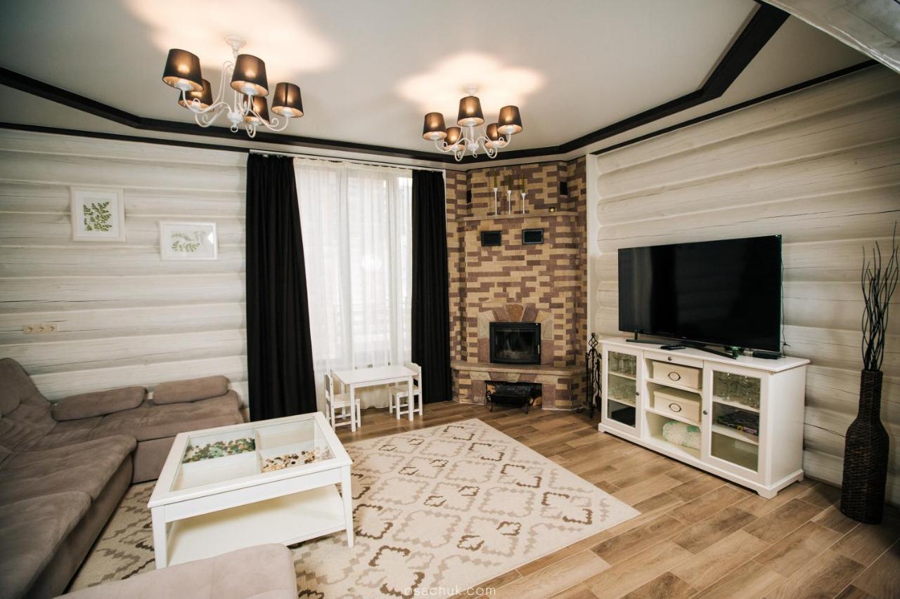 Westhills Cottage Town & Spa Bukovel Kültér fotó